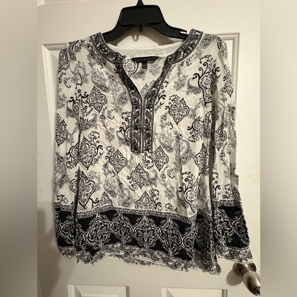 White House Black Market Black and White Tunic